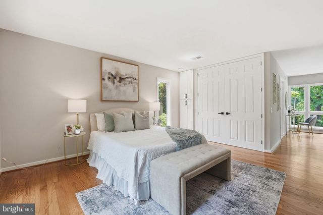 3211 CHICHESTER LN, Fairfax, VA 22031