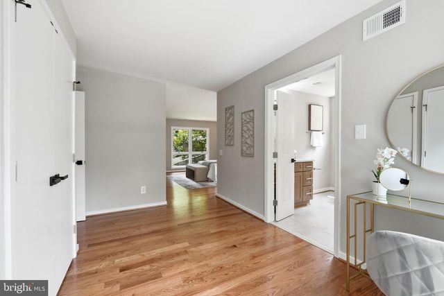 3211 CHICHESTER LN, Fairfax, VA 22031