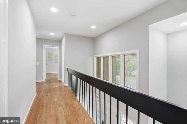 3211 CHICHESTER LN, Fairfax, VA 22031
