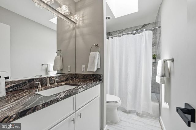 3211 CHICHESTER LN, Fairfax, VA 22031