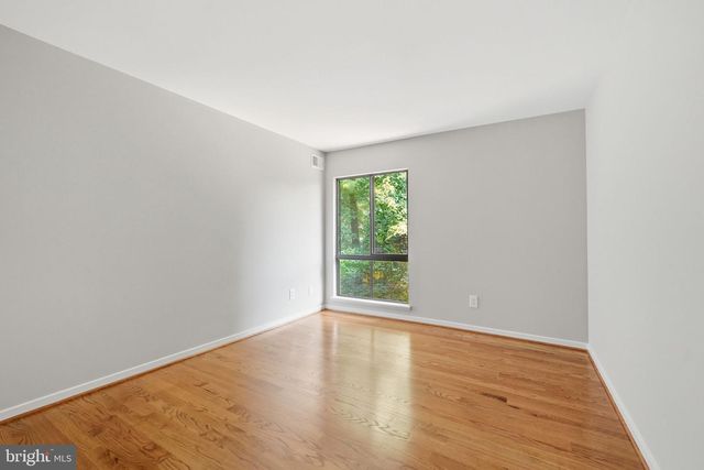 3211 CHICHESTER LN, Fairfax, VA 22031