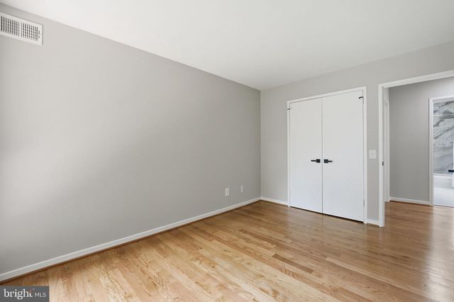 3211 CHICHESTER LN, Fairfax, VA 22031