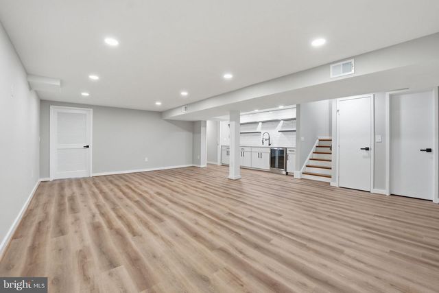 3211 CHICHESTER LN, Fairfax, VA 22031