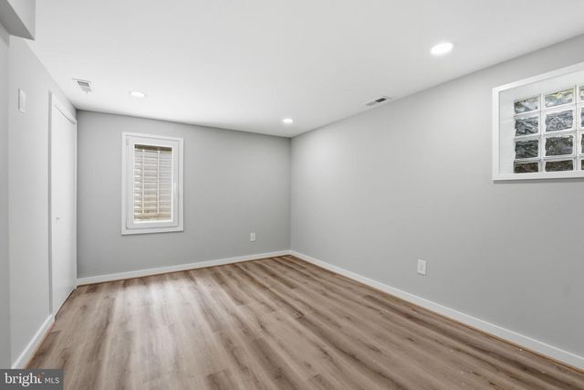 3211 CHICHESTER LN, Fairfax, VA 22031