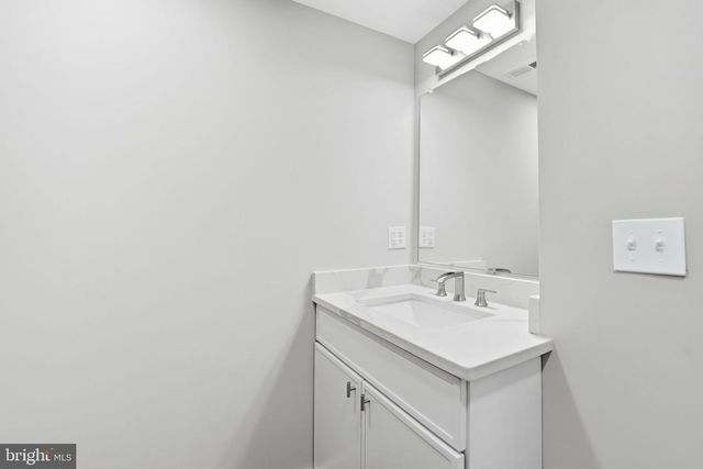 3211 CHICHESTER LN, Fairfax, VA 22031