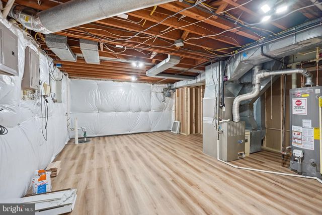 3211 CHICHESTER LN, Fairfax, VA 22031