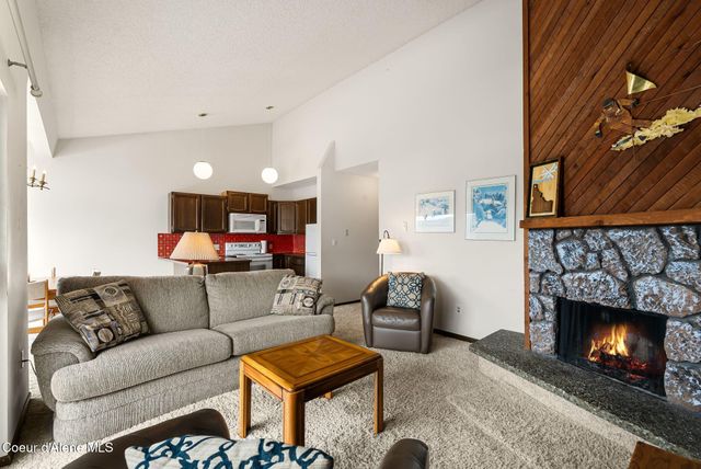 8766 Schweitzer Mountain RD, 305, Sandpoint, ID 83864