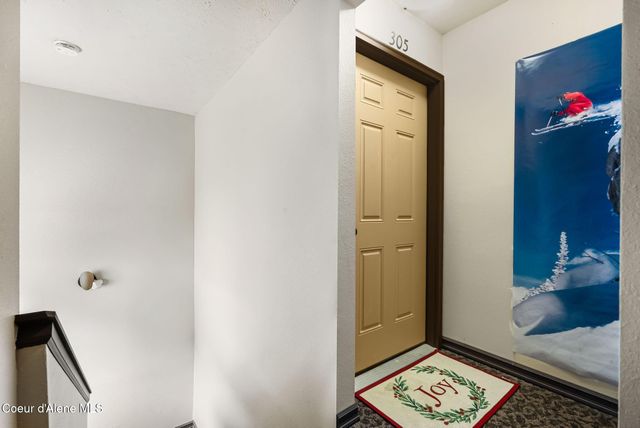 8766 Schweitzer Mountain RD, 305, Sandpoint, ID 83864
