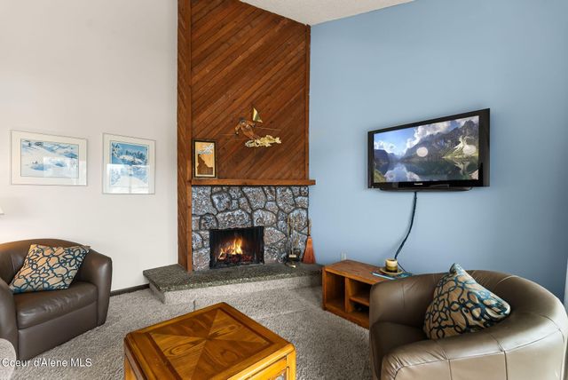 8766 Schweitzer Mountain RD, 305, Sandpoint, ID 83864