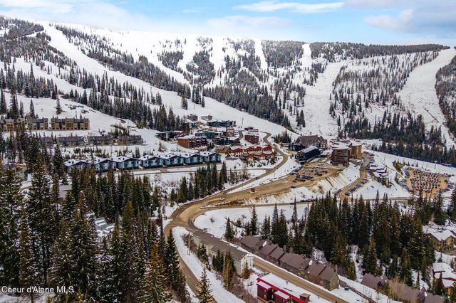 8766 Schweitzer Mountain RD, 305, Sandpoint, ID 83864
