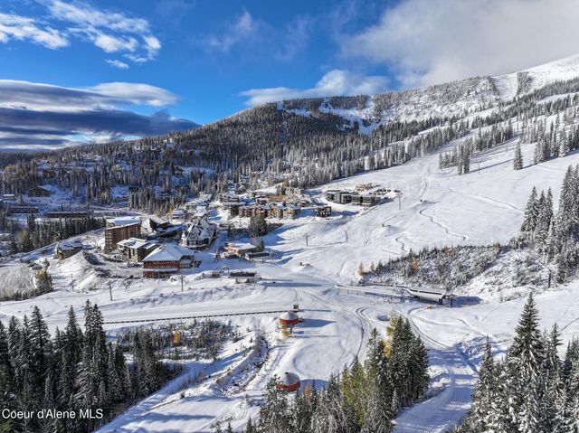 8766 Schweitzer Mountain RD, 305, Sandpoint, ID 83864