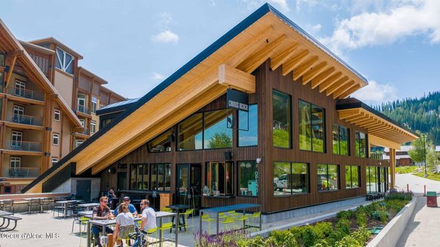 8766 Schweitzer Mountain RD, 305, Sandpoint, ID 83864