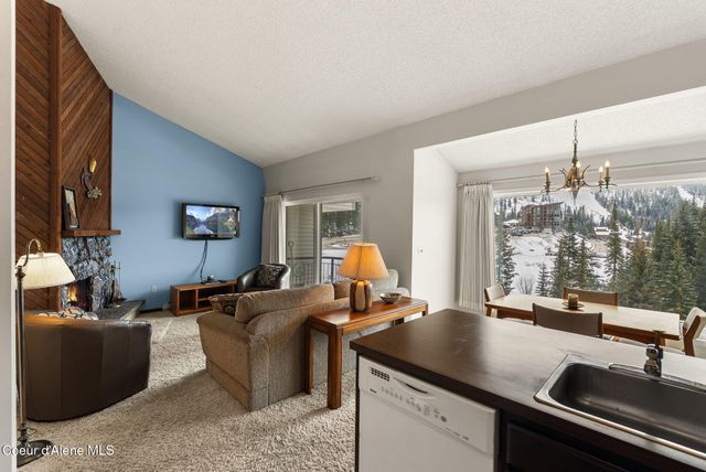 8766 Schweitzer Mountain RD, 305, Sandpoint, ID 83864