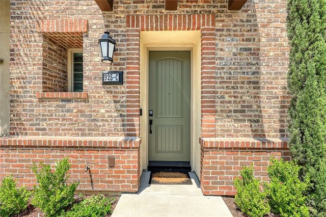 925 Clementine Court C, Azusa, CA 91702