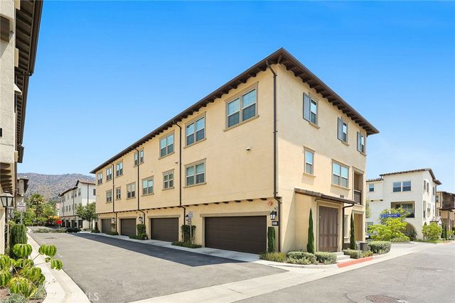 925 Clementine Court C, Azusa, CA 91702