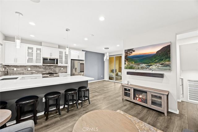 925 Clementine Court C, Azusa, CA 91702