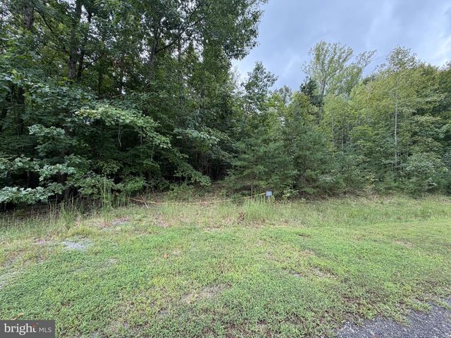 138 FISHER DR, Mineral, VA 23117