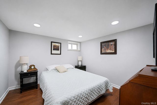 12 Knoll Crest, Miller Place, NY 11764