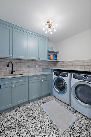 1936 Traceky, Rochester Hills, MI 48306