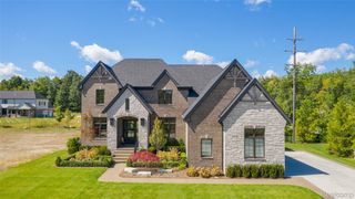 1936 Traceky, Rochester Hills, MI 48306