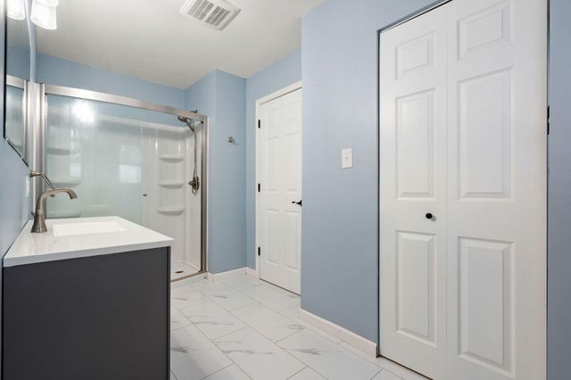 2331 Venus Street, Portage, IN 46368