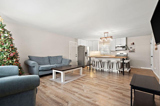 2331 Venus Street, Portage, IN 46368