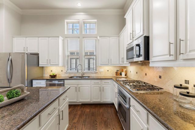 411 W 17th Street C, Houston, TX 77008