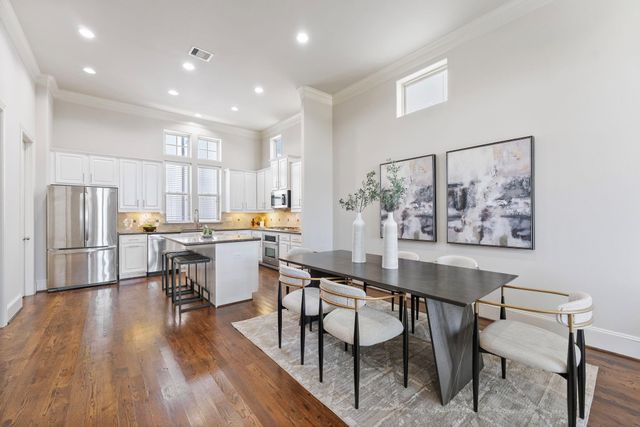 411 W 17th Street C, Houston, TX 77008