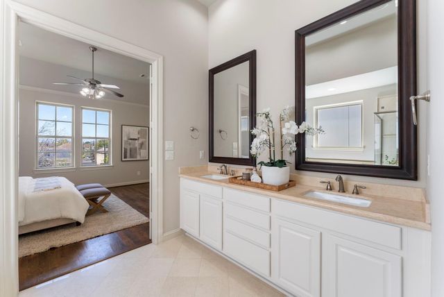 411 W 17th Street C, Houston, TX 77008