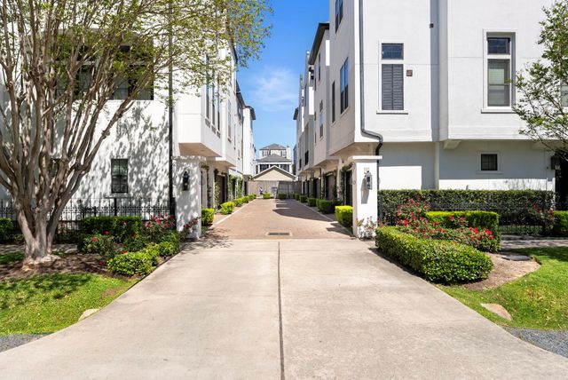 411 W 17th Street C, Houston, TX 77008