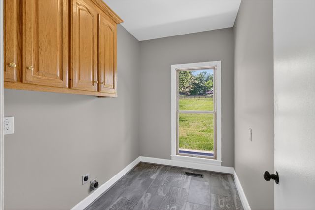 1327 Old Highway 109, N, Gallatin, TN 37066