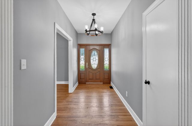 1327 Old Highway 109, N, Gallatin, TN 37066