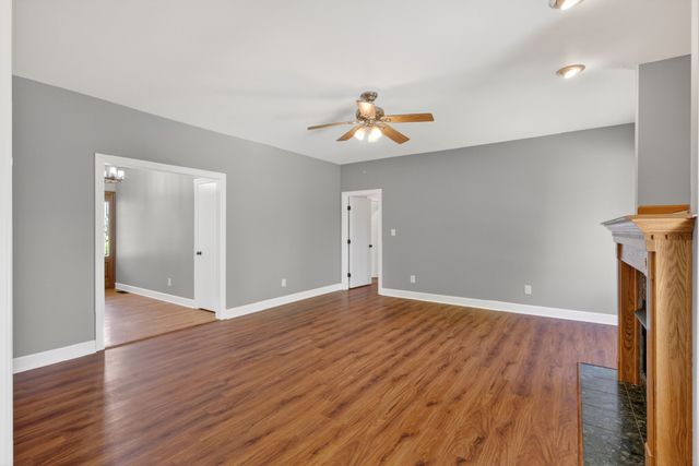 1327 Old Highway 109, N, Gallatin, TN 37066