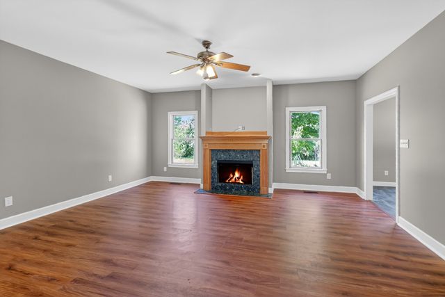 1327 Old Highway 109, N, Gallatin, TN 37066