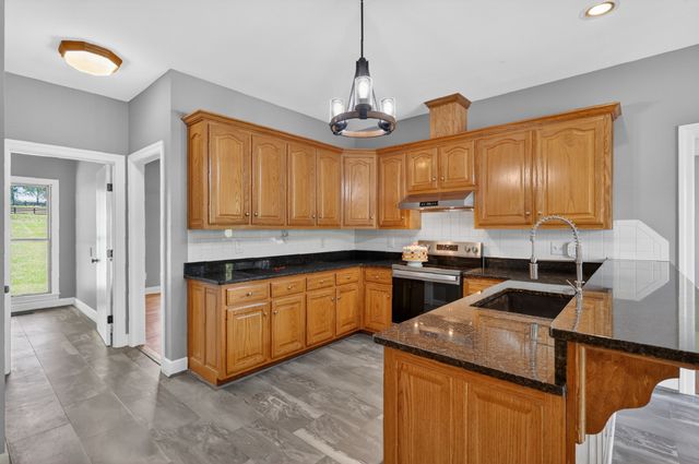 1327 Old Highway 109, N, Gallatin, TN 37066