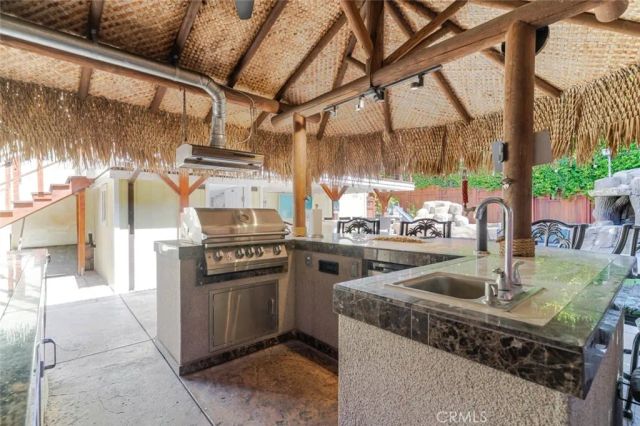 660 Woodbury Road, Glendale, CA 91206