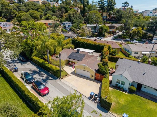 660 Woodbury Road, Glendale, CA 91206