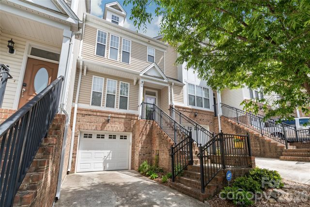 7111 Founders Club Court, Charlotte, NC 28269