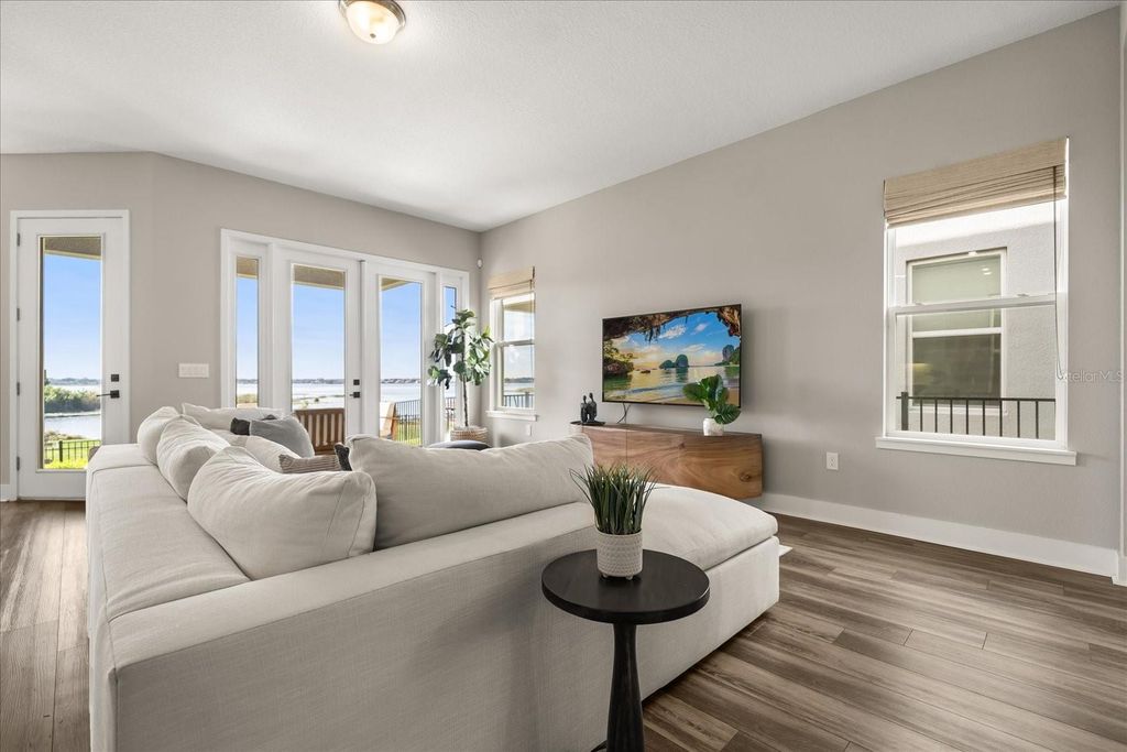 Image 12 of property listing at 7386 ALPINE BUTTERFLY LANE, Orlando, FL 32819