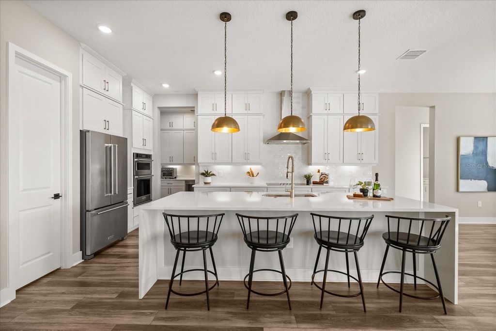 Image 16 of property listing at 7386 ALPINE BUTTERFLY LANE, Orlando, FL 32819