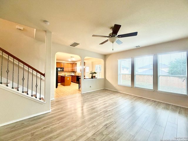 25223 Hideout Falls, San Antonio, TX 78261