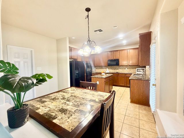 25223 Hideout Falls, San Antonio, TX 78261