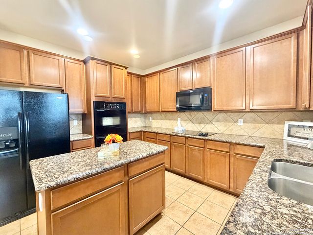 25223 Hideout Falls, San Antonio, TX 78261