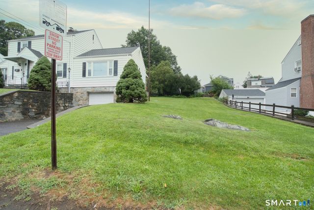 76 Springdale Street, Bridgeport, CT 06606