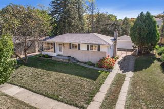 723 Sweetbriar, Milford, MI 48381