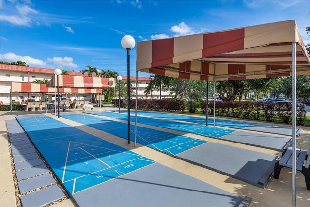 381 S Hollybrook Drive 106, Pembroke Pines, FL 33025