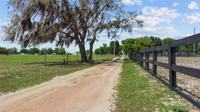 9650 COCKATOO LANE, Groveland, FL 34736
