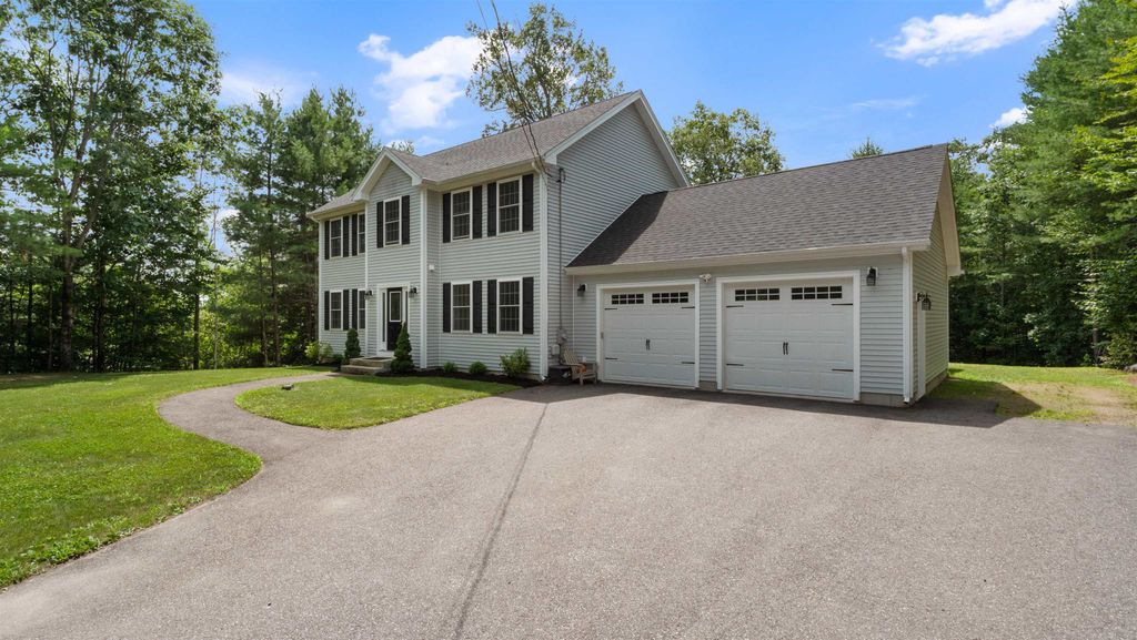 178 Rolling Hill Drive, Weare, NH 03281