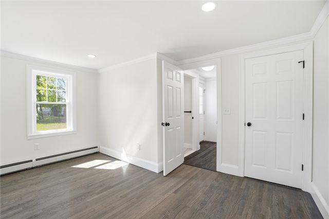 45 Metropolitan Park Drive, East Providence, RI 02915