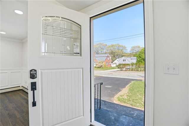 45 Metropolitan Park Drive, East Providence, RI 02915